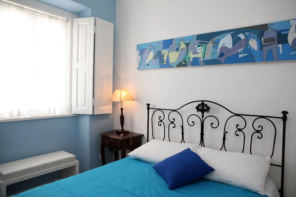 City Stork Hostel Portimao Portugal